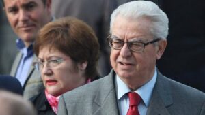 Kush ishte Servet Pëllumbi   profesori  i së majtës shqiptare