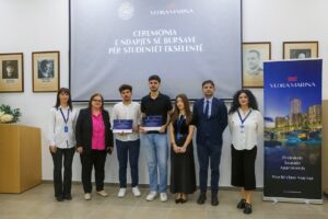 ekselentë të Universitetit “Ismail Qemali”
