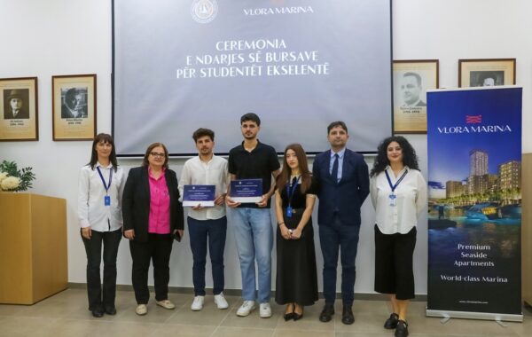 ekselentë të Universitetit “Ismail Qemali”
