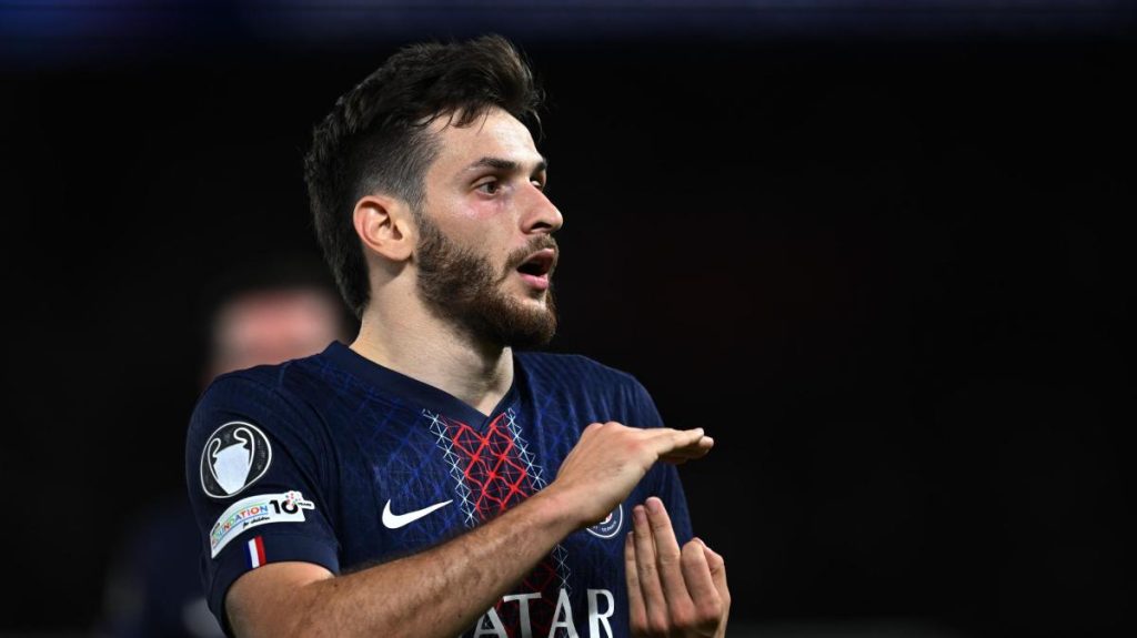 Kvaratskhelia kandidat për Topin e Artë pas sezonit vendimtar me PSG