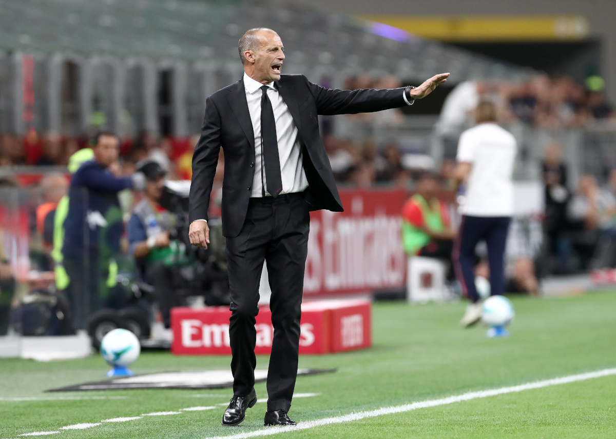 Napoli Allegri shtyhet firma  trajneri po pret paratë e Milanit