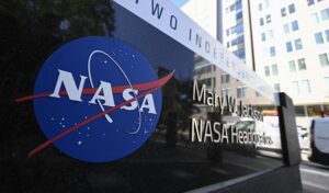 NASA publikon një regjistrim audio sekret të vitit 1965  astronautët raportuan për një objekt të paidentifikuar