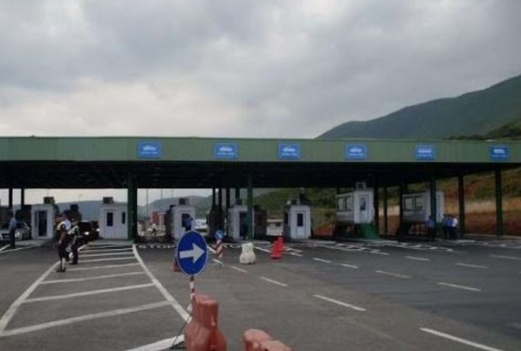 Hyn në fuqi marrëveshja Shqipëri Kosovë  qytetarët mund të lëvizin pa kontrolle kufitare