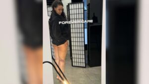 Rihanna bën tatuazh vizatimin e fëmijëve të saj   Tv Klan