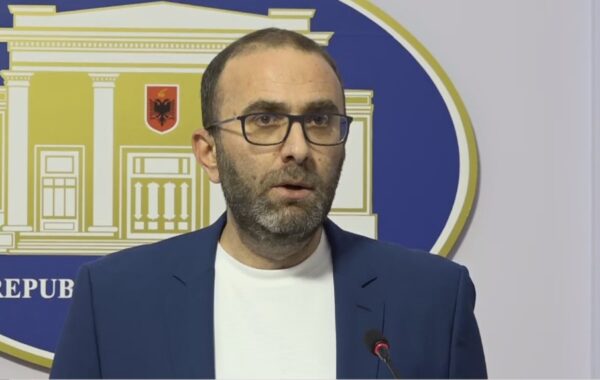 tre nisma ligjore mbi kriteret