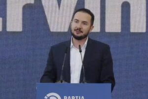 Rama autokrat i Shqipërisë, Berisha
