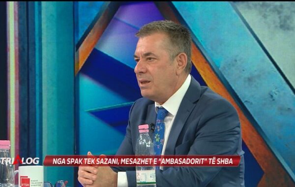 si një kostum i prerë