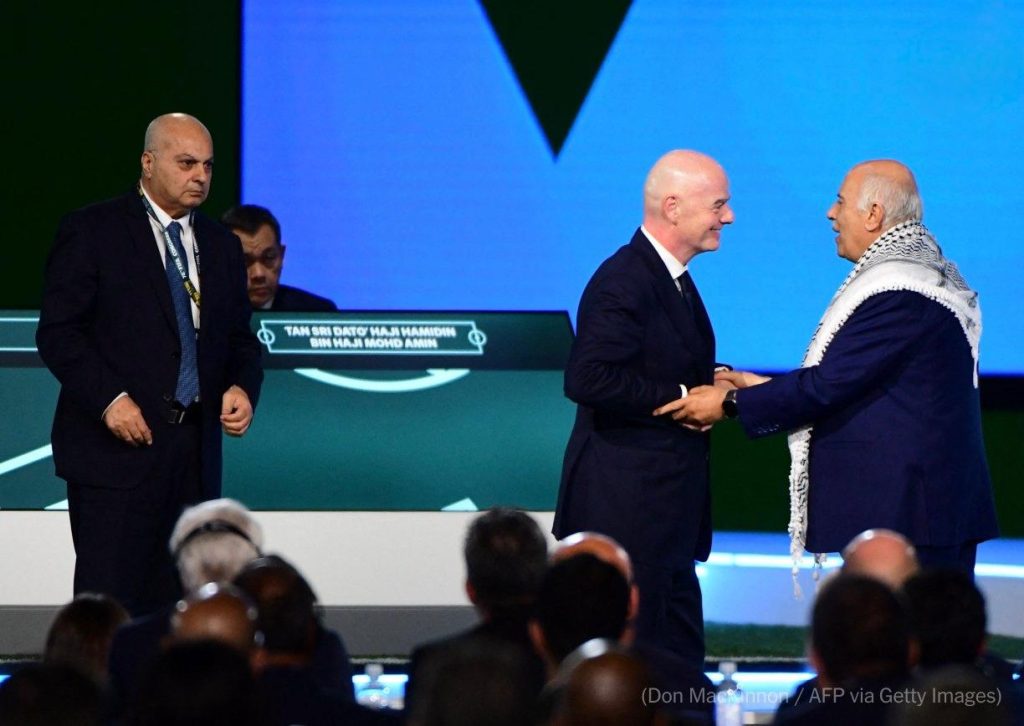 Infantino kërkon një kandidaturë të tretë  numri një i FIFA s dështon të bëjë bashkë presidentin e federatës Palestineze dhe atë të Izraelit