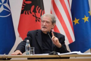 Berisha i shqetësuar për sigurinë e vendit  Dështimi i Ramës dhe alternativa e opozitës