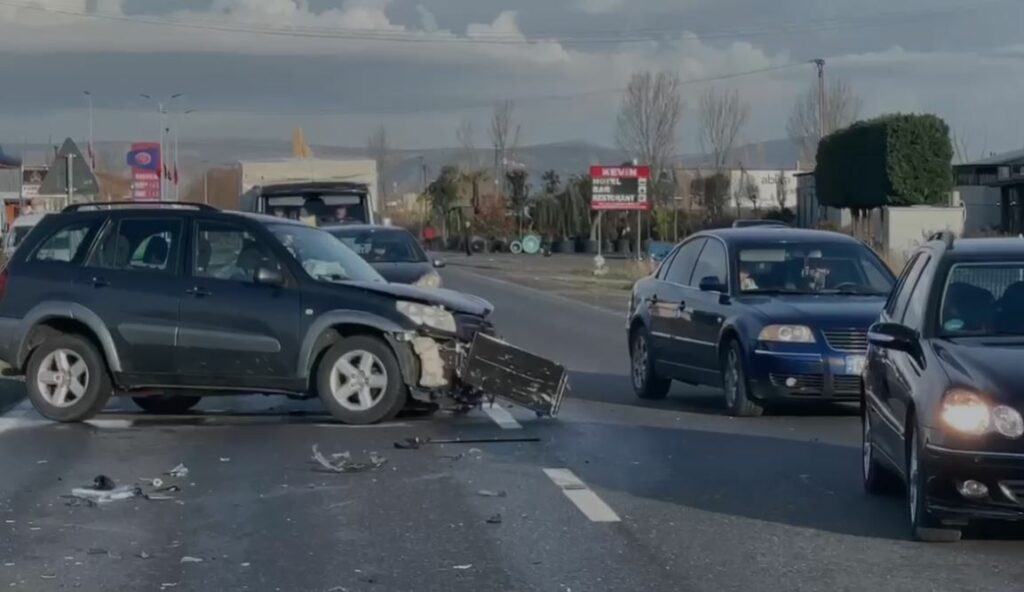 Aksident i rëndë në Shkodër  humb jetën pasagjeri