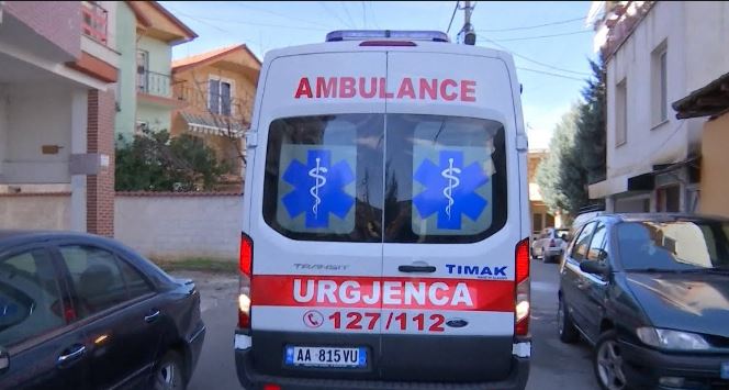 Aksident i rëndë në Tiranë! Makina