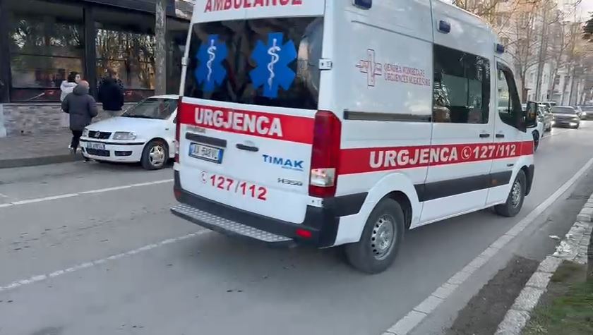 Aksident me tre makina pranë Grizhës  një i vdekur dhe tre të lënduar