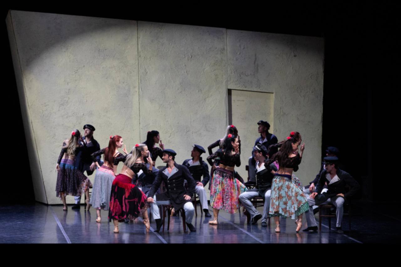 Trupa e baletit e TKOB së me  Carmen  sukses në Teatro Comunale di Bologna
