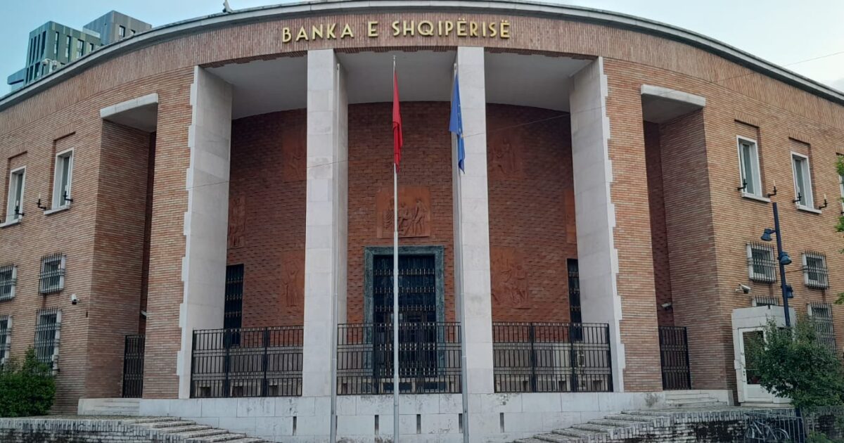 Rriten pagesat elektronike