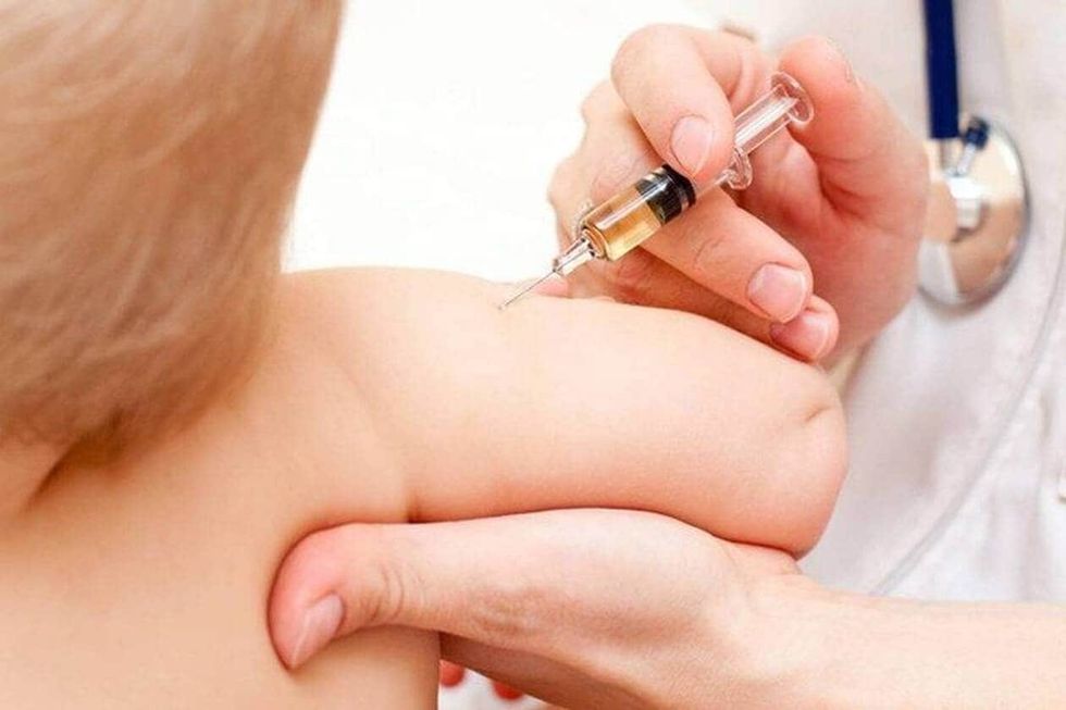 Konfirmimi i 8 rasteve me fruth në Kosovë  thirrje për vaksinim të menjëhershëm