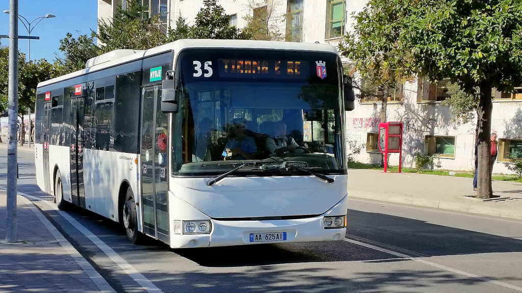 Transporti publik