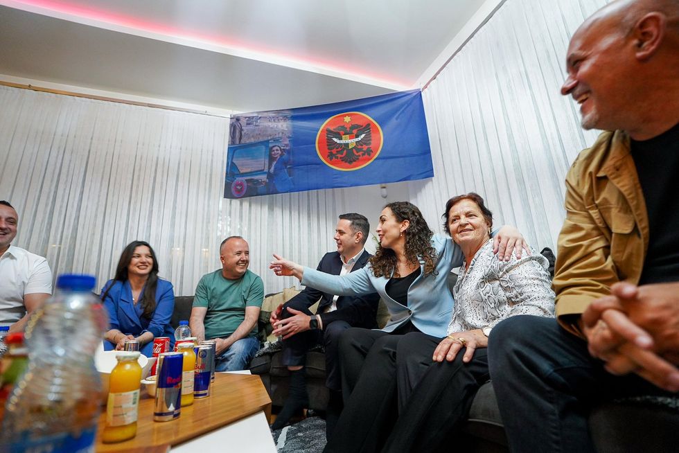 Abdixhiku e Osmani te familja e veteranit të UÇK së dhe themeluesit të LDK së