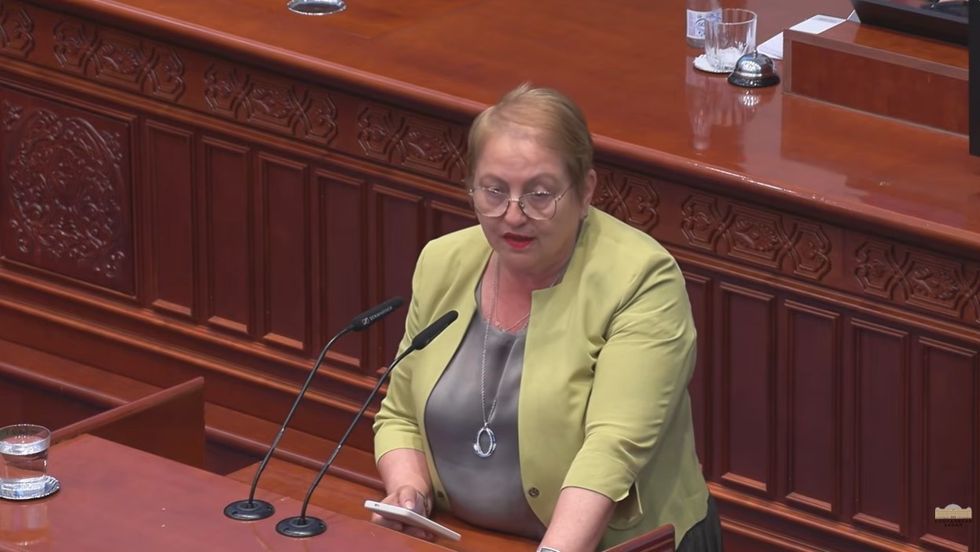 Janevska  Numri i nxënësve është ulur  por të gjithë mësimdhënësit i kanë vendet e tyre të punës