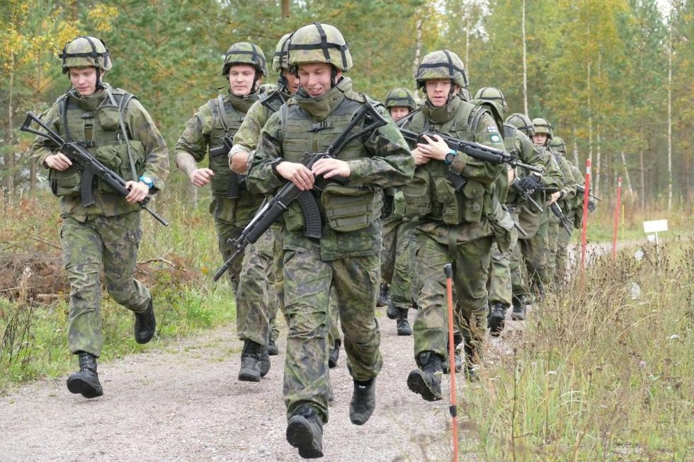 Çfarë modeli të mbrojtjes gjithëpërfshirëse ka Finlanda  të cilin po e merr si shembull Kurti 