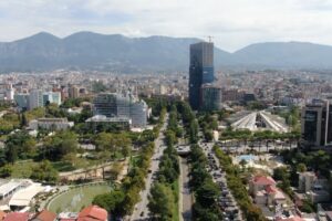 Ligji i ri frenon kompanitë e
