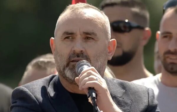 “xhepi i harruar” i Shqipërisë