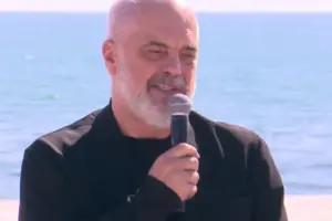 Numri i turistëve