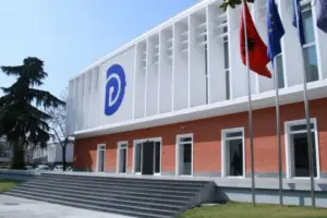 duhet të bësh garë kush
