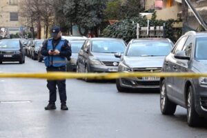 Plagosje te “Nisharaku” në Tiranë, policia