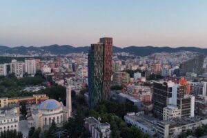 BSH: Qiratë po shtrenjtohen, mungojnë apartamentet