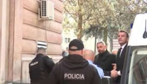 Veliaj kundërshtoi arrestin me burg  mbyllet pa vendim seanca në Kushtetuese