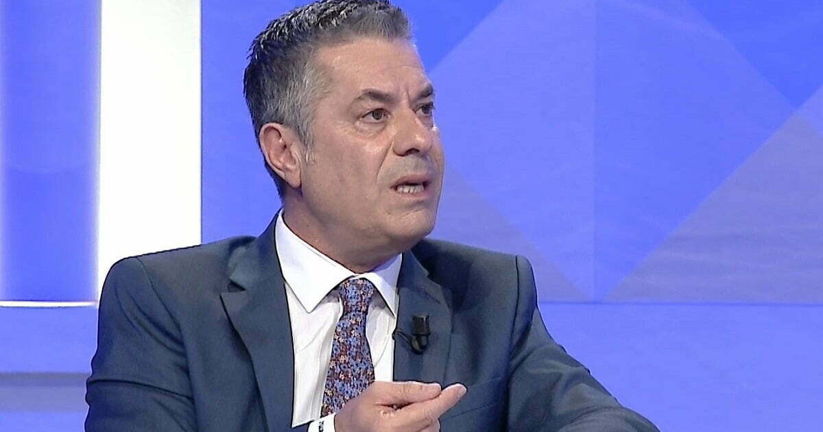 një numër telefoni në