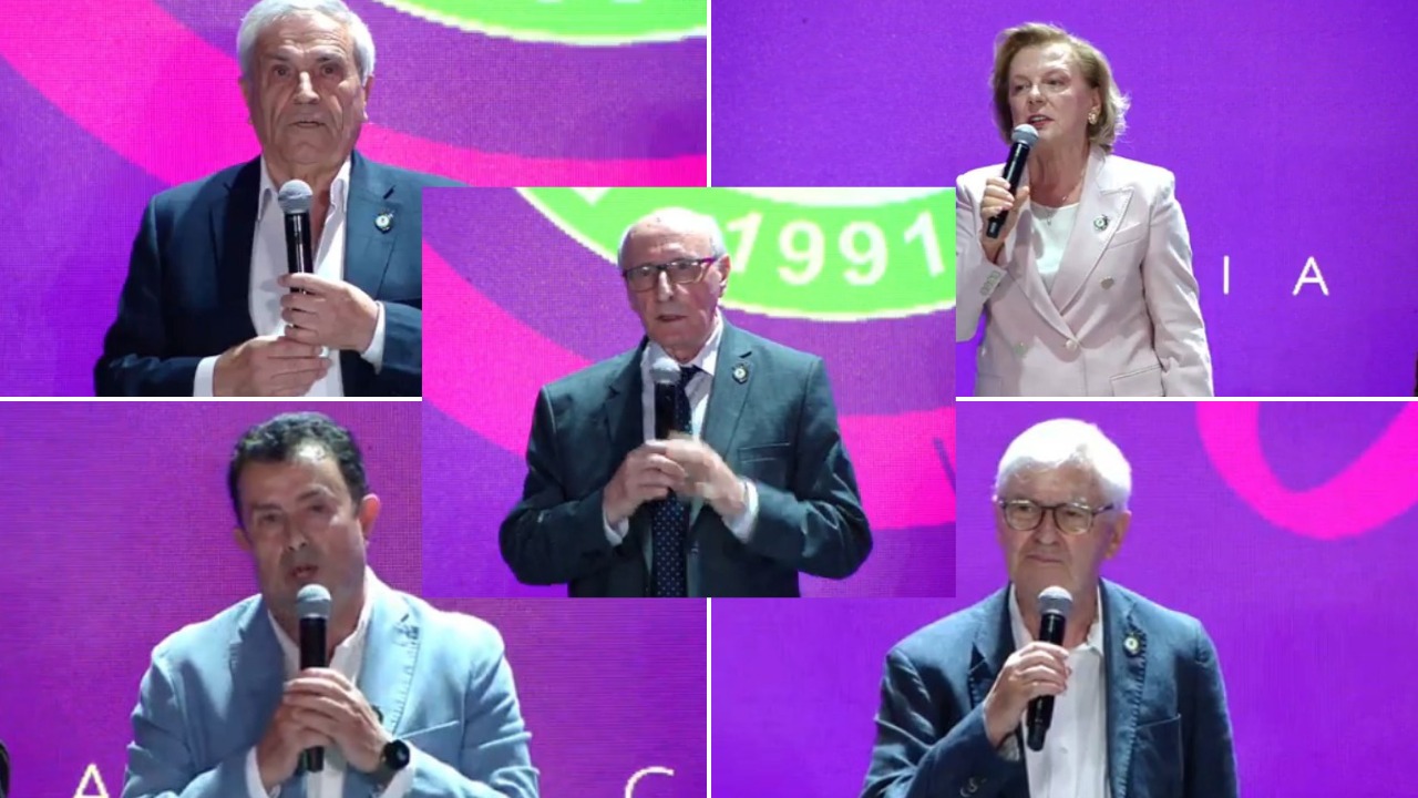 Partia Socialiste feston 35 vjetorin  nderon me medalje ari figurat historike të themelimit
