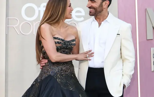 Jennifer Lopez dhe Brett Goldstein