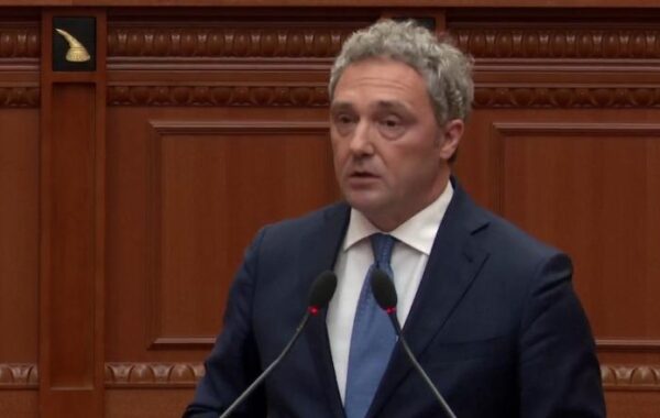 urdhrin e Ministrisë së