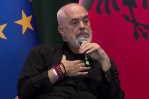 Njerëzit e punës nxjerrin çdo