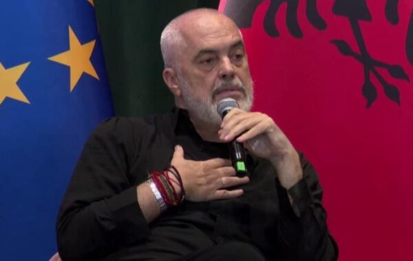 Njerëzit e punës nxjerrin çdo