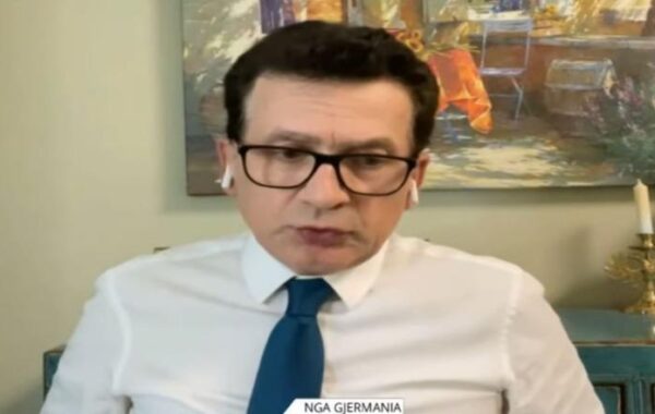 “Harruan Zvërnecin”, Spahiu ironizon protestën: Si