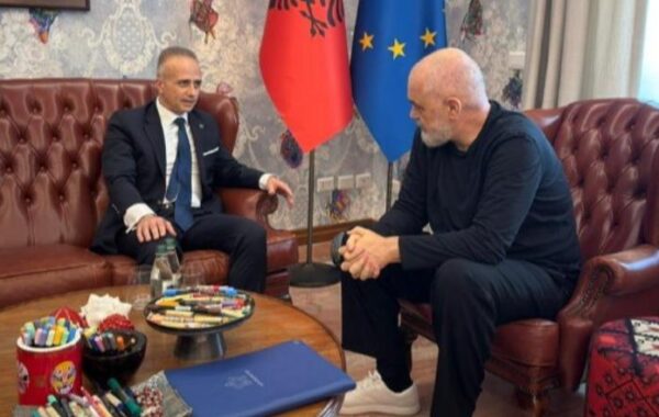 ambasadorin e ri të