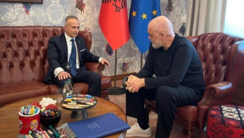 ambasadorin e ri të