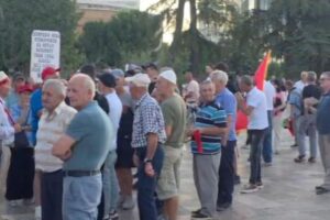 si foltoret e Berishës