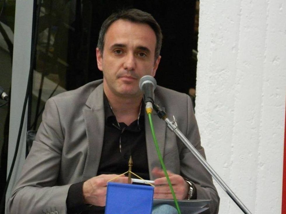 Çadikovski  Prokuroria dhe MPB janë të ngadalta  nuk ka përgjigje për makinat e djegura apo kërcënimet online ndaj gazetarëve