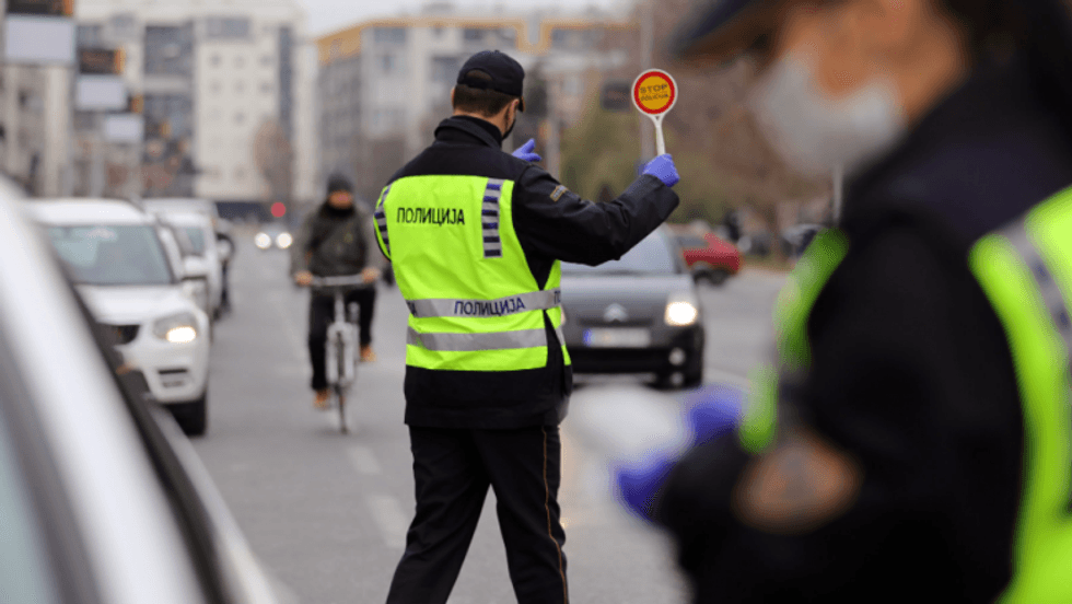 Ndalohen tre shoferë në Gostivari  drejtonin makinat pa leje për vozitje