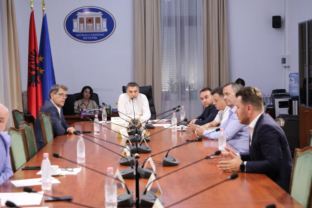 Siguria e Informacionit dhe Mbrojtja Civile  AKSIK dhe AKMC raportojnë në Komisionin e Sigurisë Kombëtare
