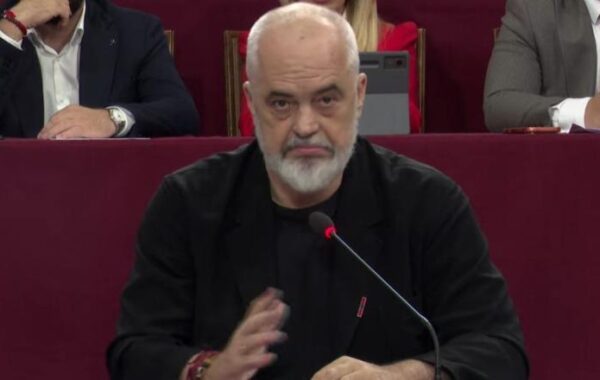 4 miliardë euro”,