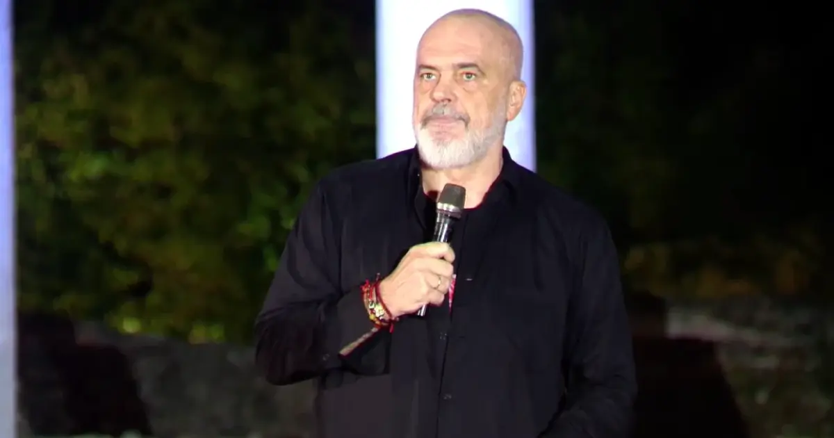 Nga pallati i presidentit