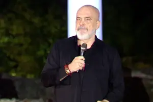 Nga pallati i presidentit