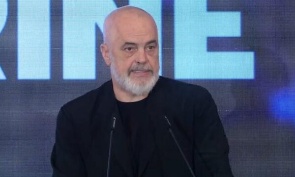 35 vjet s’e kam parë