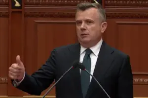 për rizgjedhjen në krye të