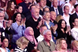në Pallatin e Kongreseve