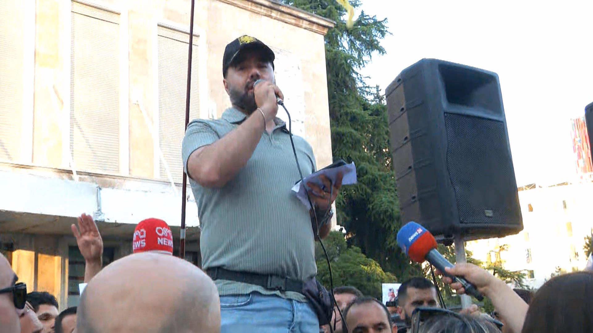  Nga dorëheqja te shfuqizimi i Paketës së Maleve   pesë kërkesat e protestuesve ndaj kryeministrit Rama